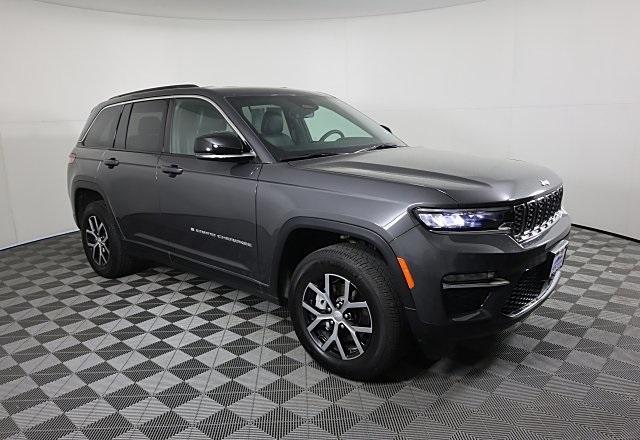 used 2025 Jeep Grand Cherokee car, priced at $34,995