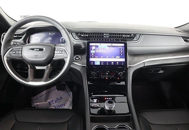 used 2025 Jeep Grand Cherokee car, priced at $34,995
