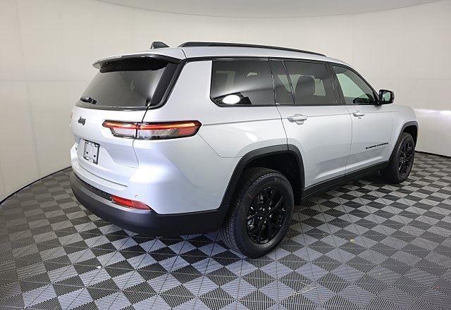 new 2025 Jeep Grand Cherokee L car, priced at $44,095