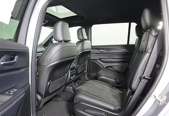 new 2025 Jeep Grand Cherokee L car, priced at $44,095