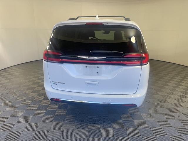 used 2021 Chrysler Pacifica car, priced at $17,995