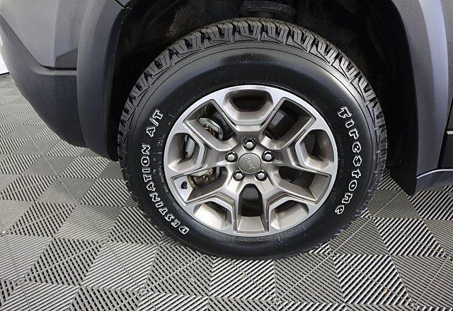 used 2020 Jeep Cherokee car, priced at $22,495