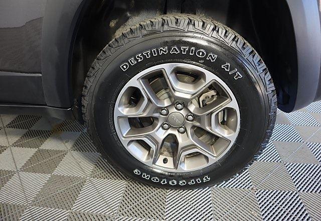 used 2020 Jeep Cherokee car, priced at $22,495