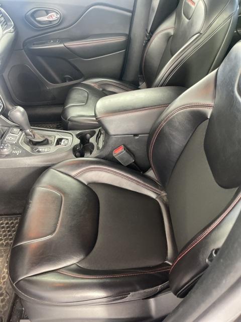used 2020 Jeep Cherokee car, priced at $23,995
