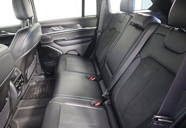 new 2025 Jeep Grand Cherokee 4xe car, priced at $40,995