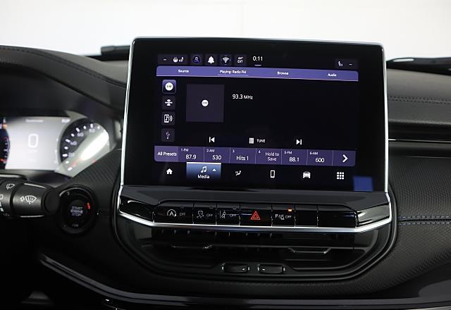 new 2026 Jeep Compass car, priced at $33,995