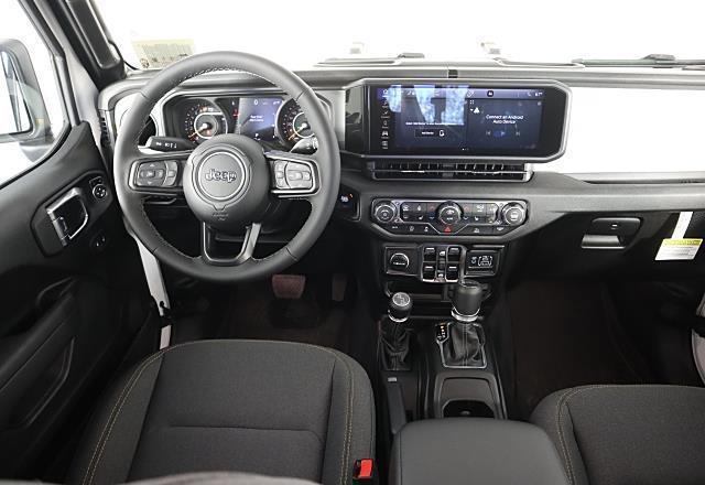 new 2025 Jeep Gladiator car, priced at $43,273