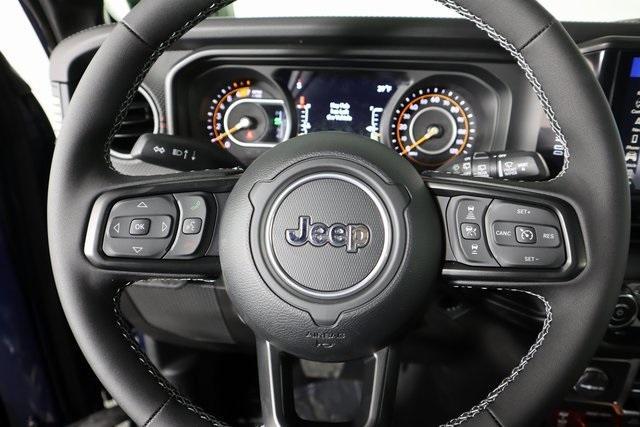 new 2025 Jeep Wrangler car, priced at $76,995