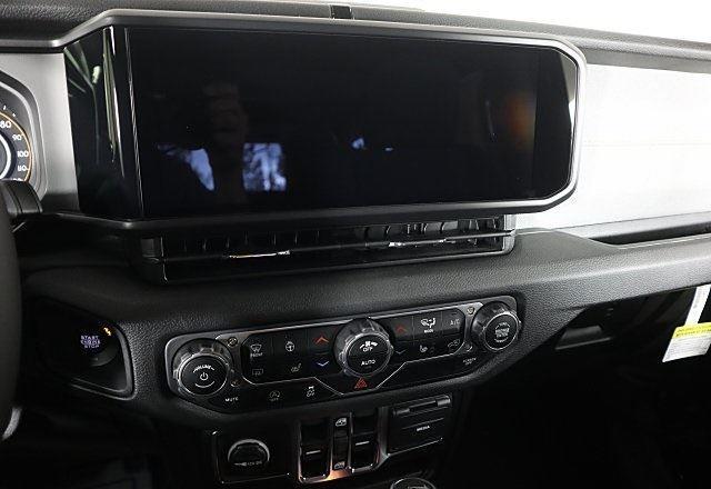 new 2025 Jeep Wrangler car, priced at $44,128