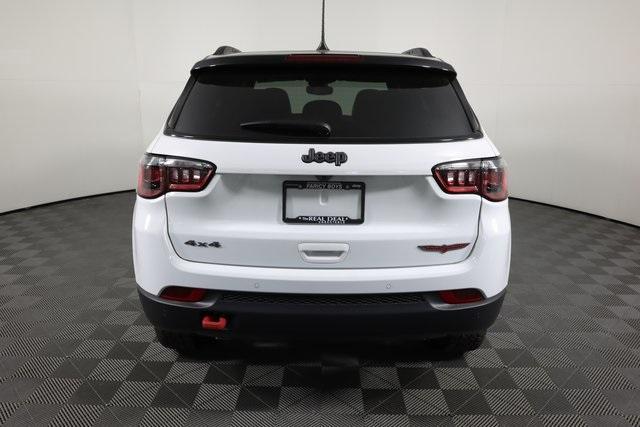 new 2025 Jeep Compass car, priced at $32,545