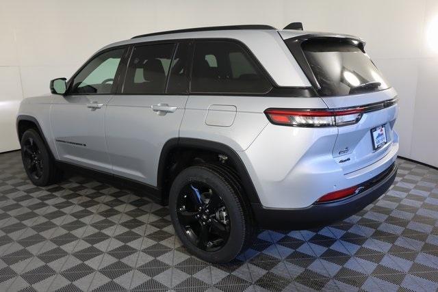 new 2025 Jeep Grand Cherokee car, priced at $43,222