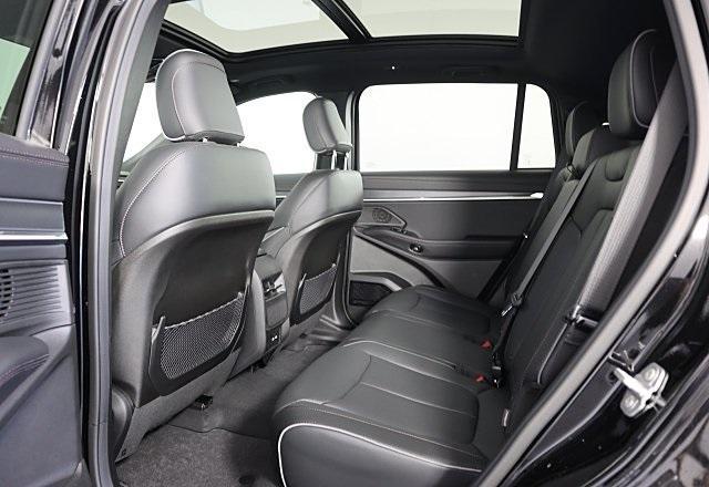 new 2025 Jeep Wagoneer S car, priced at $49,828