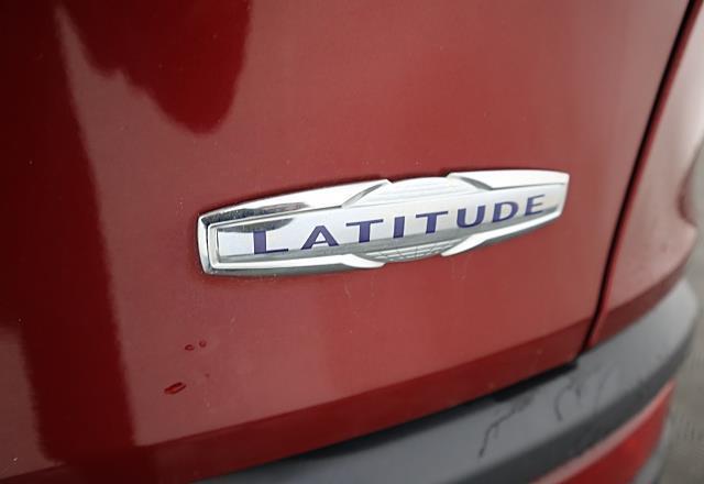 used 2015 Jeep Cherokee car, priced at $12,695