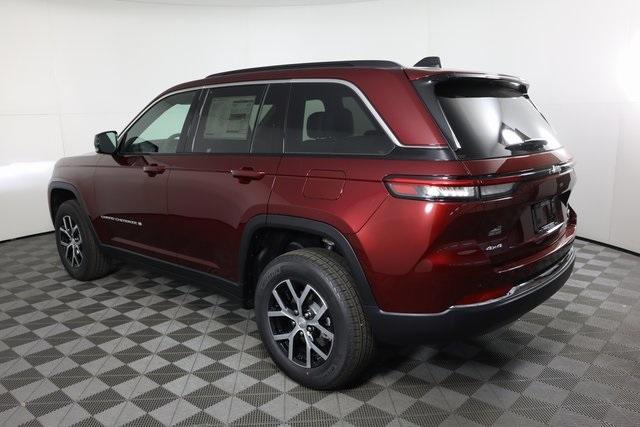 new 2024 Jeep Grand Cherokee car, priced at $43,995