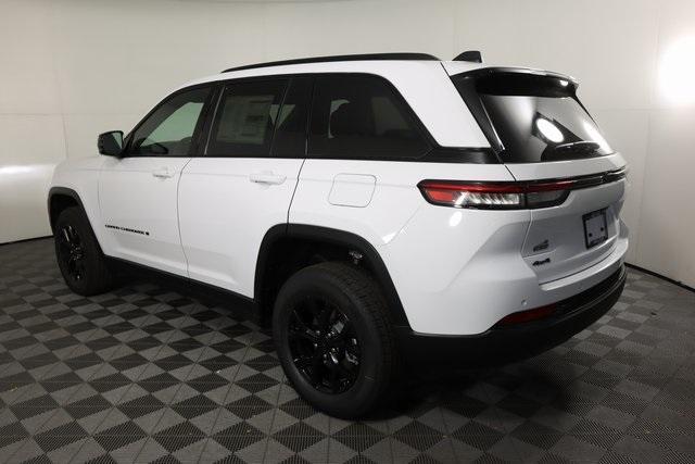 new 2024 Jeep Grand Cherokee car, priced at $39,995