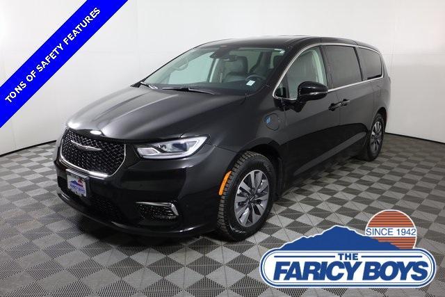 used 2022 Chrysler Pacifica Hybrid car, priced at $31,495