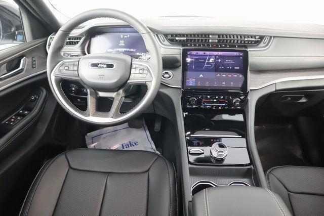 new 2025 Jeep Grand Cherokee L car, priced at $49,995