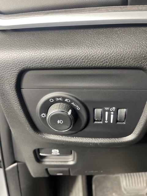 used 2025 Jeep Grand Cherokee car