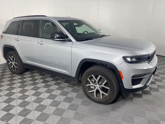 used 2025 Jeep Grand Cherokee car