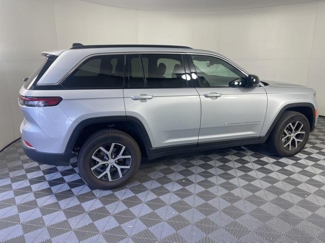 used 2025 Jeep Grand Cherokee car