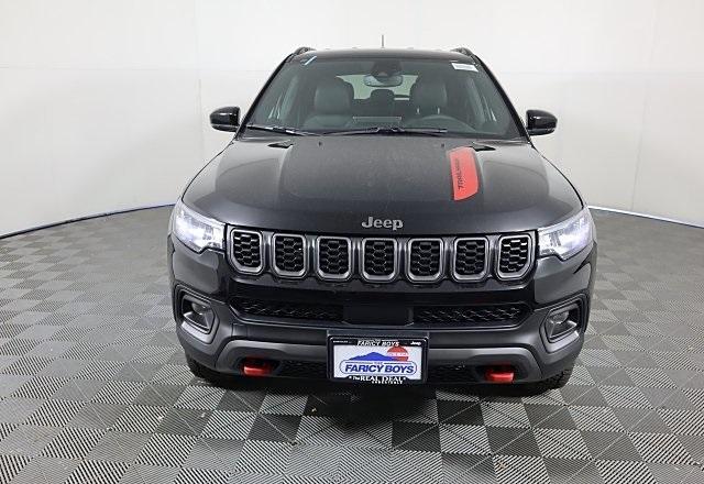 new 2025 Jeep Compass car, priced at $32,086