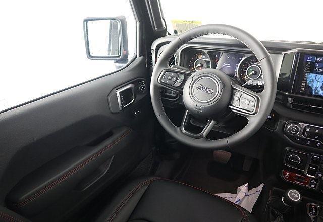 new 2025 Jeep Wrangler car, priced at $66,390