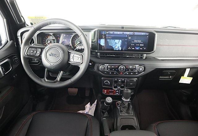 new 2025 Jeep Wrangler car, priced at $66,390