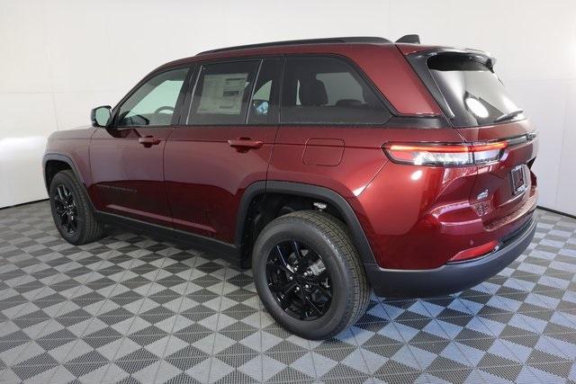 new 2025 Jeep Grand Cherokee car, priced at $42,003