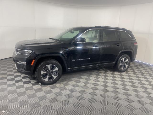 used 2022 Jeep Grand Cherokee 4xe car, priced at $31,995