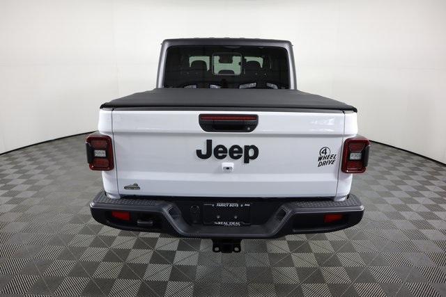 new 2024 Jeep Gladiator car, priced at $51,995