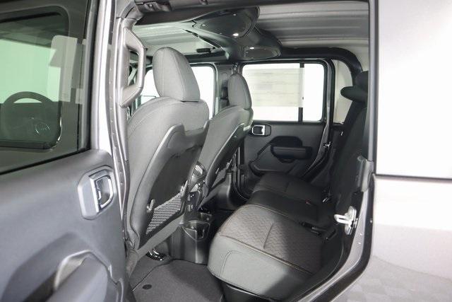 new 2025 Jeep Gladiator car, priced at $49,834