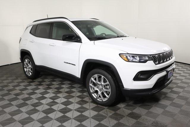 new 2024 Jeep Compass car, priced at $29,695