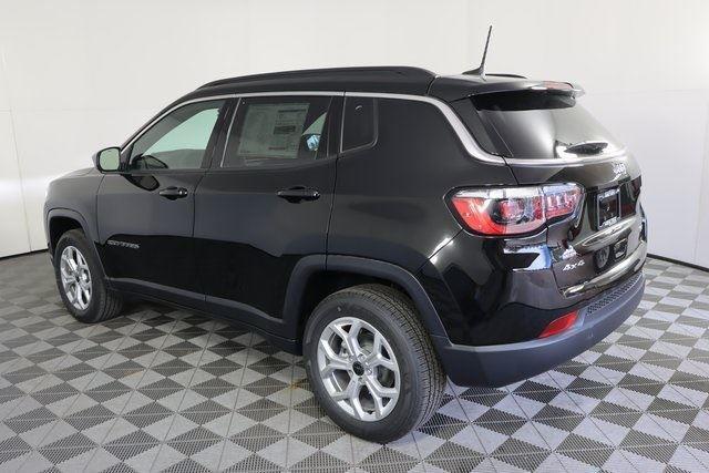 new 2025 Jeep Compass car, priced at $28,995