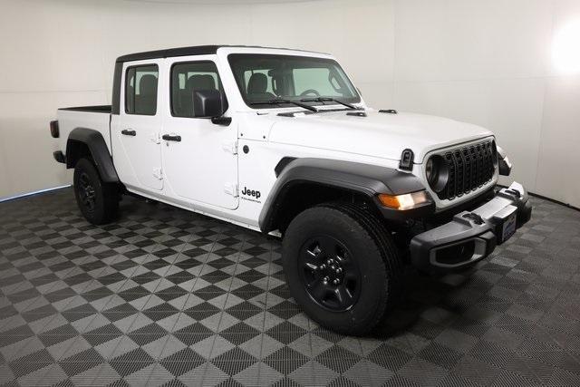 new 2024 Jeep Gladiator car, priced at $41,673