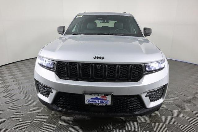 new 2025 Jeep Grand Cherokee car, priced at $51,697