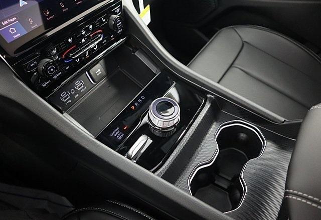 new 2025 Jeep Grand Cherokee car, priced at $50,627