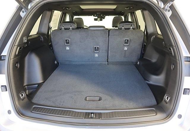 new 2025 Jeep Grand Cherokee car, priced at $50,627