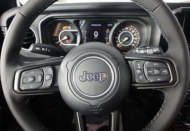new 2025 Jeep Wrangler car, priced at $59,074
