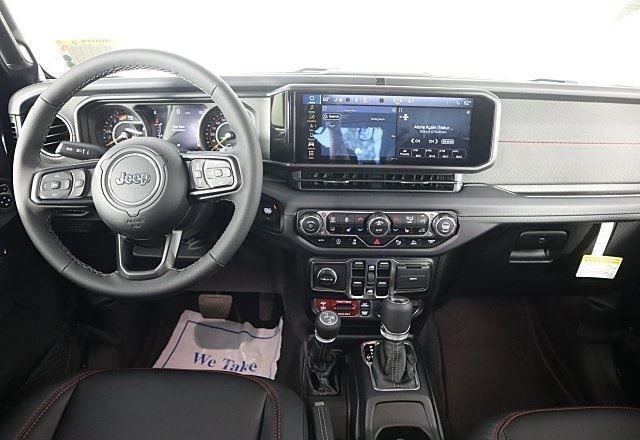 new 2025 Jeep Wrangler car, priced at $59,074