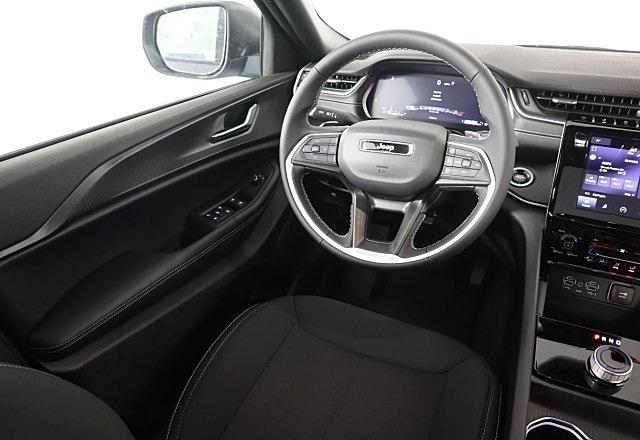 new 2025 Jeep Grand Cherokee L car, priced at $39,843