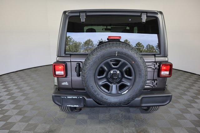 new 2025 Jeep Wrangler car, priced at $37,190