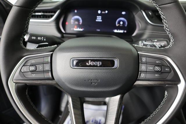 new 2025 Jeep Grand Cherokee car, priced at $42,903