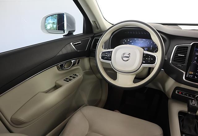 used 2020 Volvo XC90 car, priced at $25,995