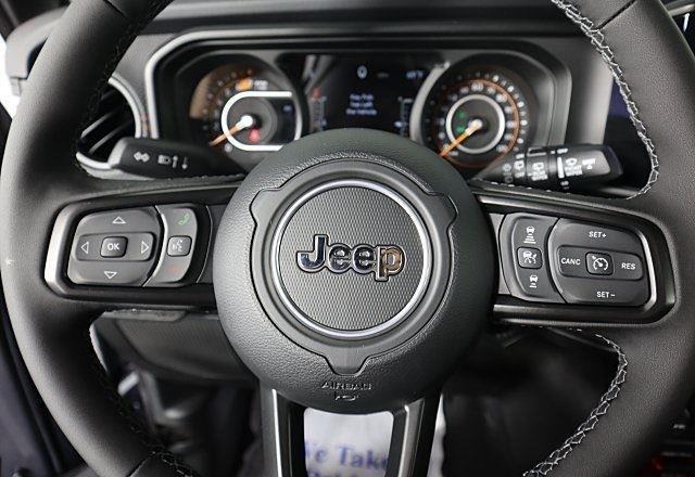 new 2025 Jeep Wrangler car, priced at $68,305