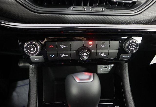 new 2025 Jeep Compass car, priced at $28,495