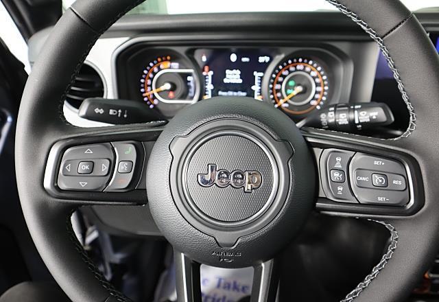 new 2026 Jeep Wrangler car, priced at $51,998