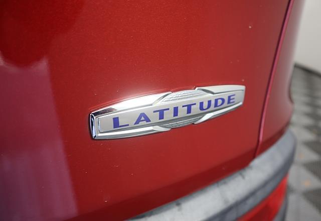 used 2014 Jeep Cherokee car, priced at $10,495