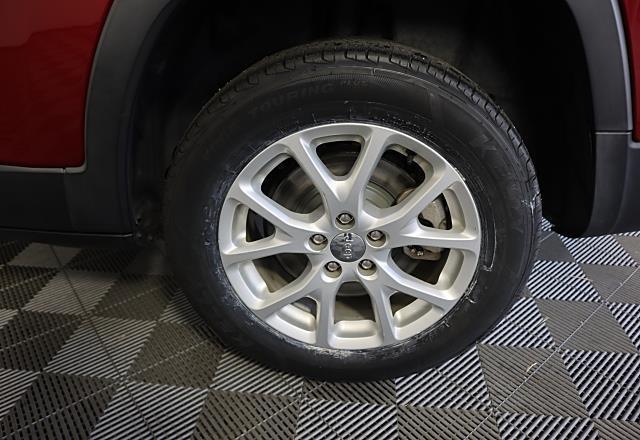 used 2014 Jeep Cherokee car, priced at $10,495