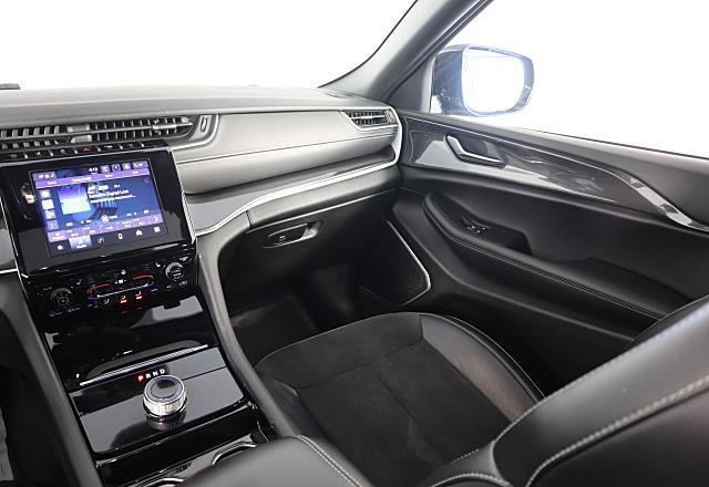 used 2022 Jeep Grand Cherokee L car, priced at $28,995