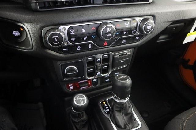 new 2025 Jeep Gladiator car, priced at $47,297